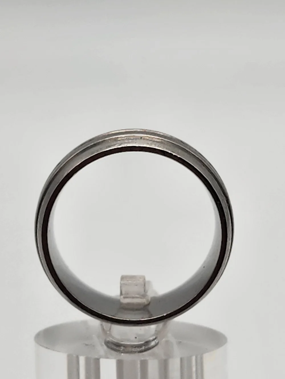 Aldo Stainless Steel Silver Tone Groved Band Ring (10.5)